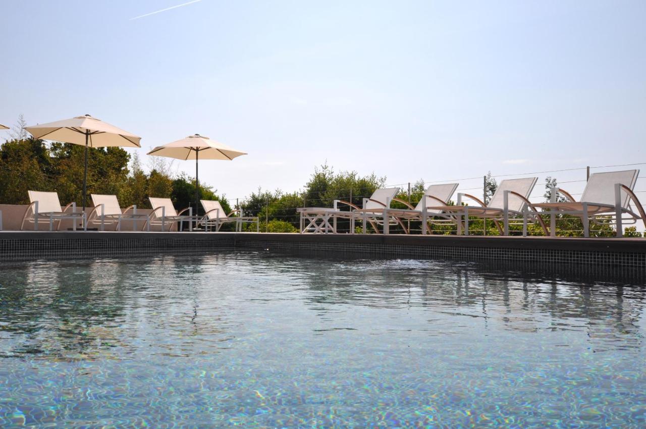 Villa Vue panoramique sur la baie de St Tropez à Les Issambres Extérieur photo